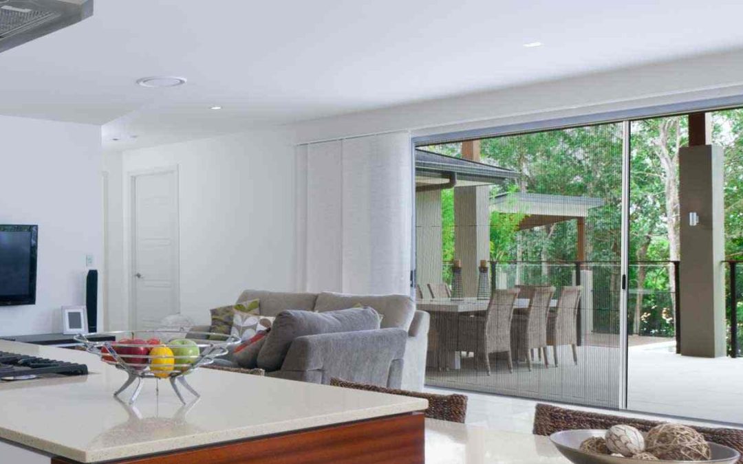 Retractable Fly Screens: The Perfect Blend of Functionality and Style